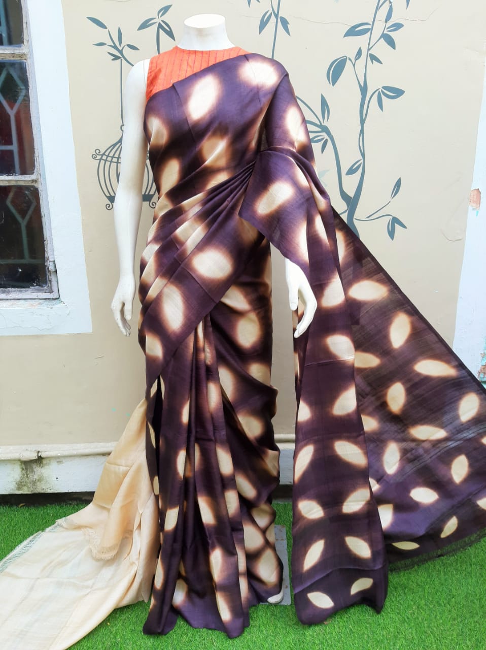 Purple Hand Printed Pure Silk Mark Certified Bishnupuri Silk Sarees - Dailybuyys