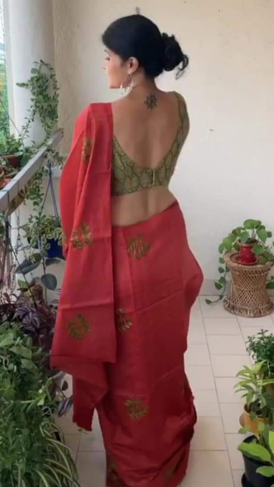 Red Pure Pure Silk Mark Certified Tussar Ghicha Silk Sarees - Dailybuyys