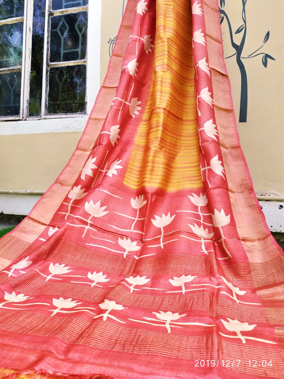 Red Block Printed Zari Border Pure Silk Mark Certified Tussar Silk Sarees - Dailybuyys