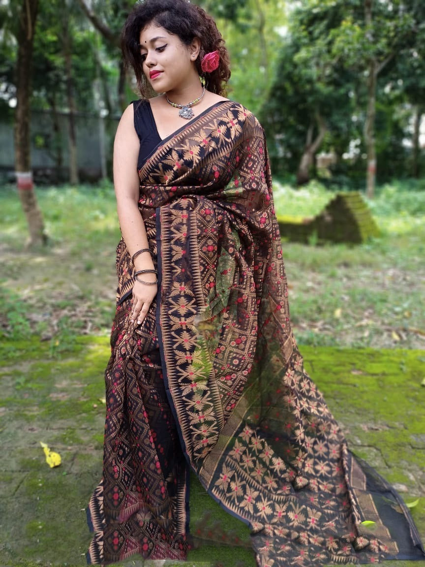 Jamdani Sarees - Dailybuyys