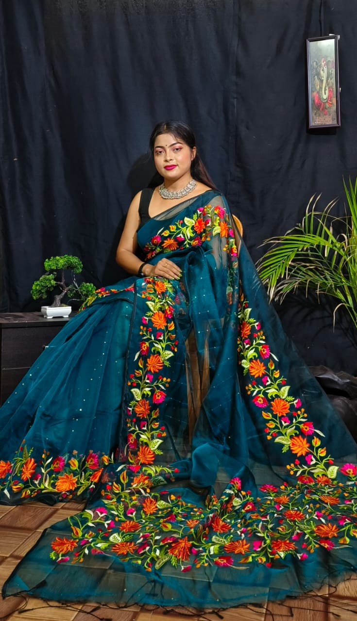 SHOP Authentic Resham Muslin on Dailybuyys - Dailybuyys