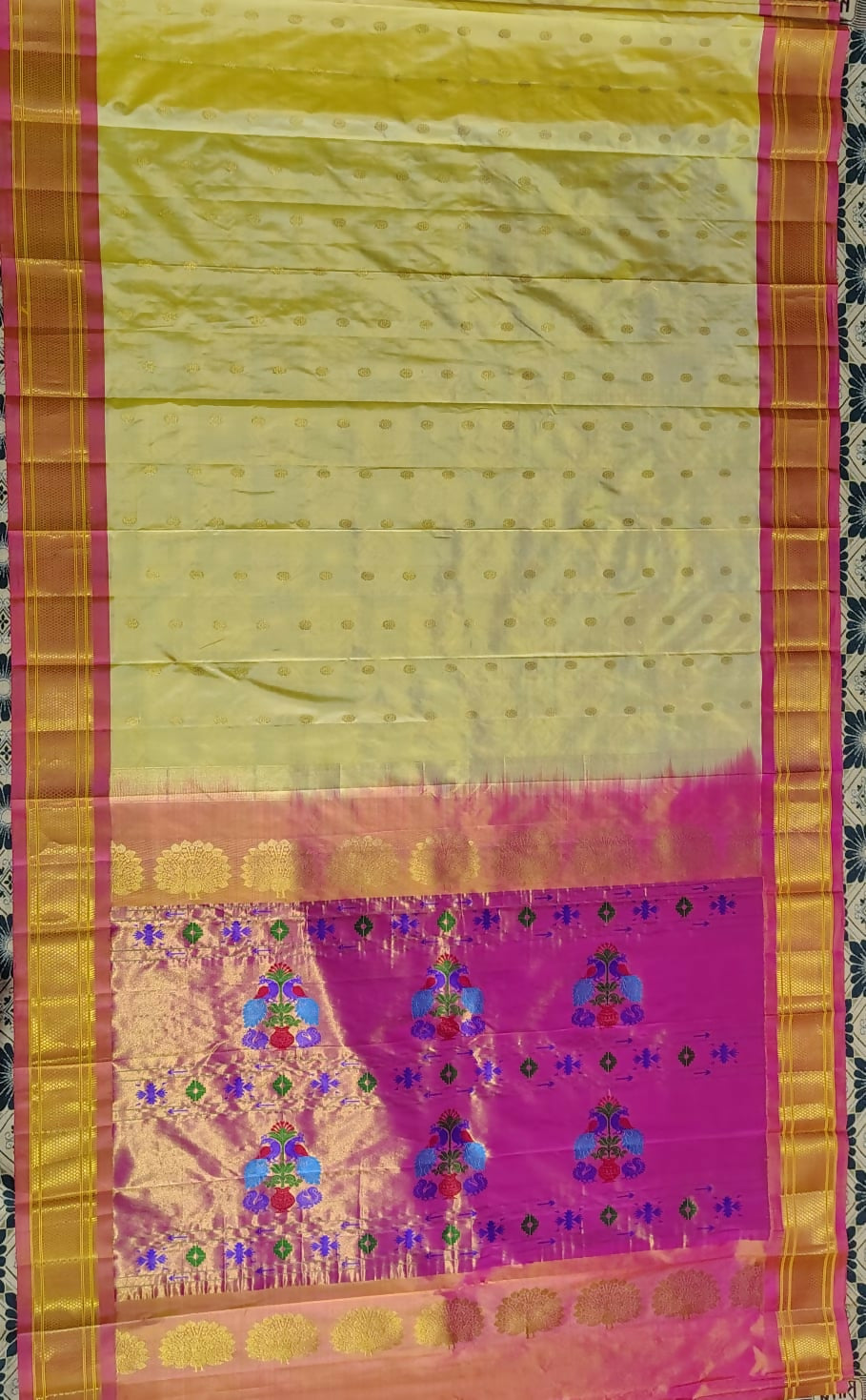 *Kalanjali pure silk paithani* 100% pure silk Handloom saree Allover butties Contrast blouse *Price : 23500/- + shipping*