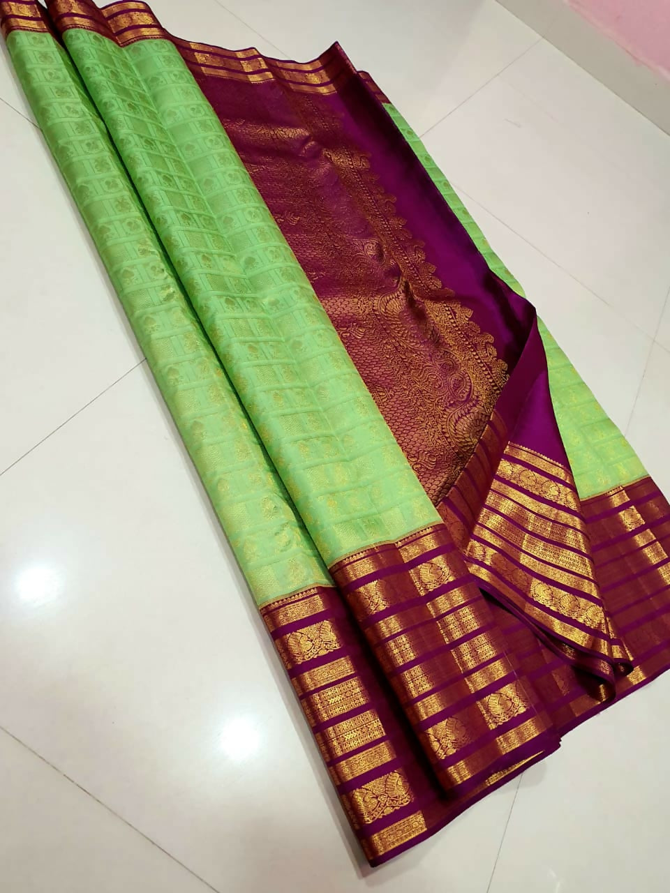 Pure Kanchipuram Handloom Silk Sarees, Korvai vaira oosi