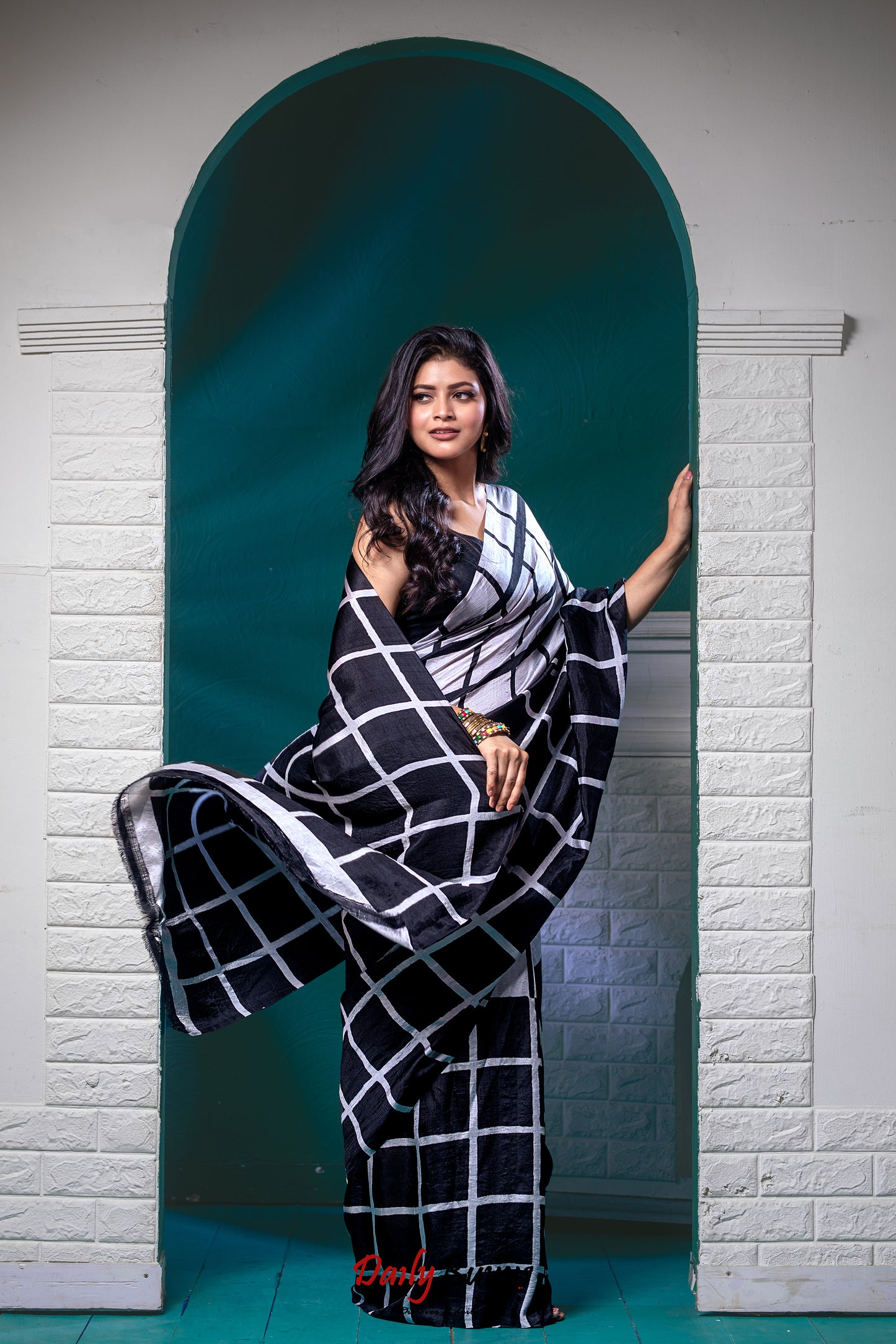 Black Fence Block Printed Silk Mark Certified Bishnupuri Silk Sarees - Dailybuyys