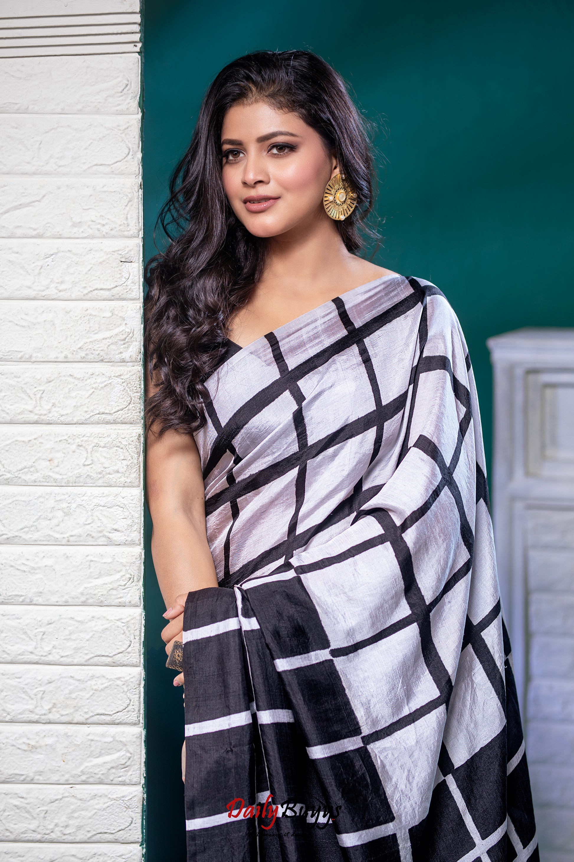 Black Fence Block Printed Silk Mark Certified Bishnupuri Silk Sarees - Dailybuyys