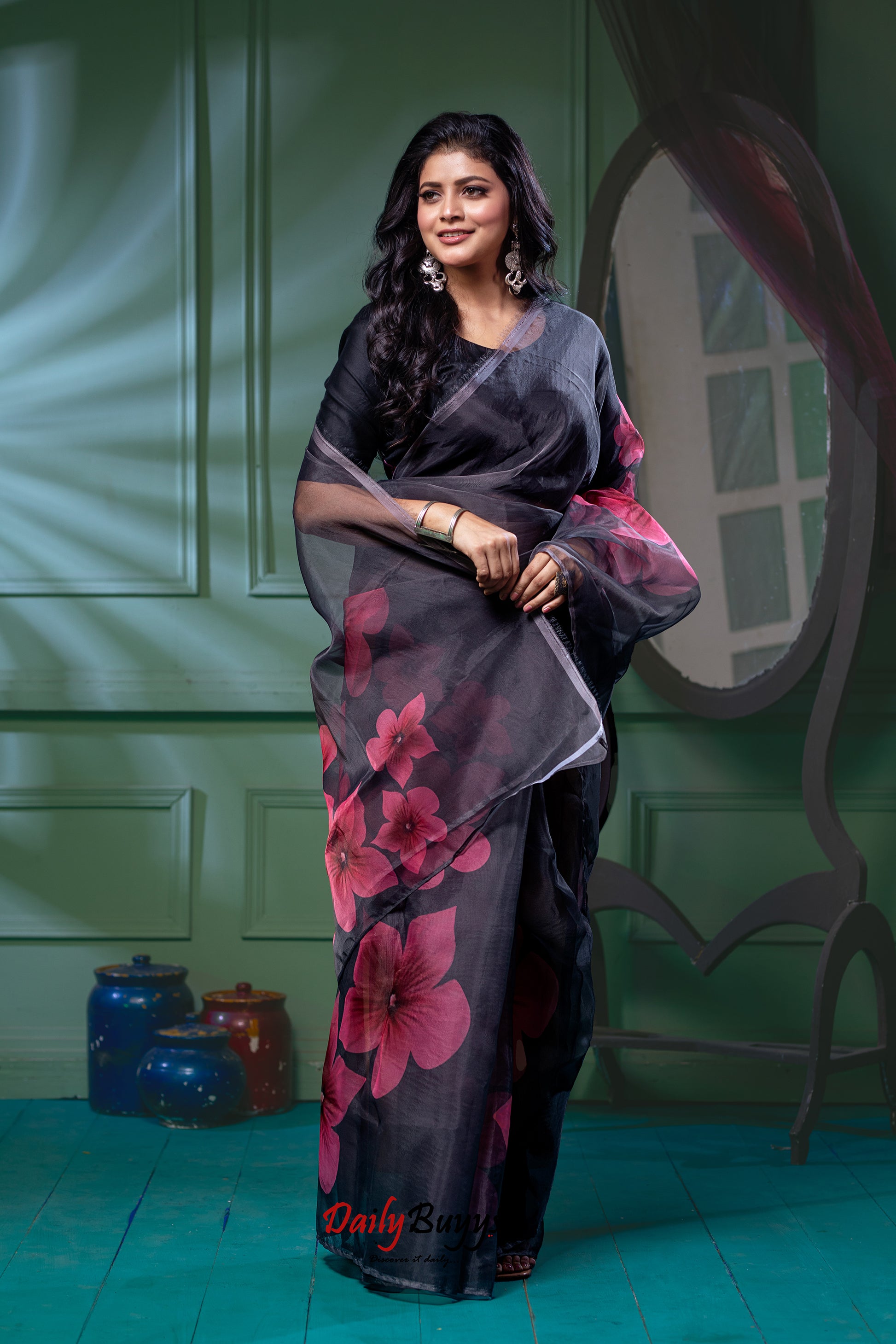 Digital Floral Print Organza Sarees - Dailybuyys