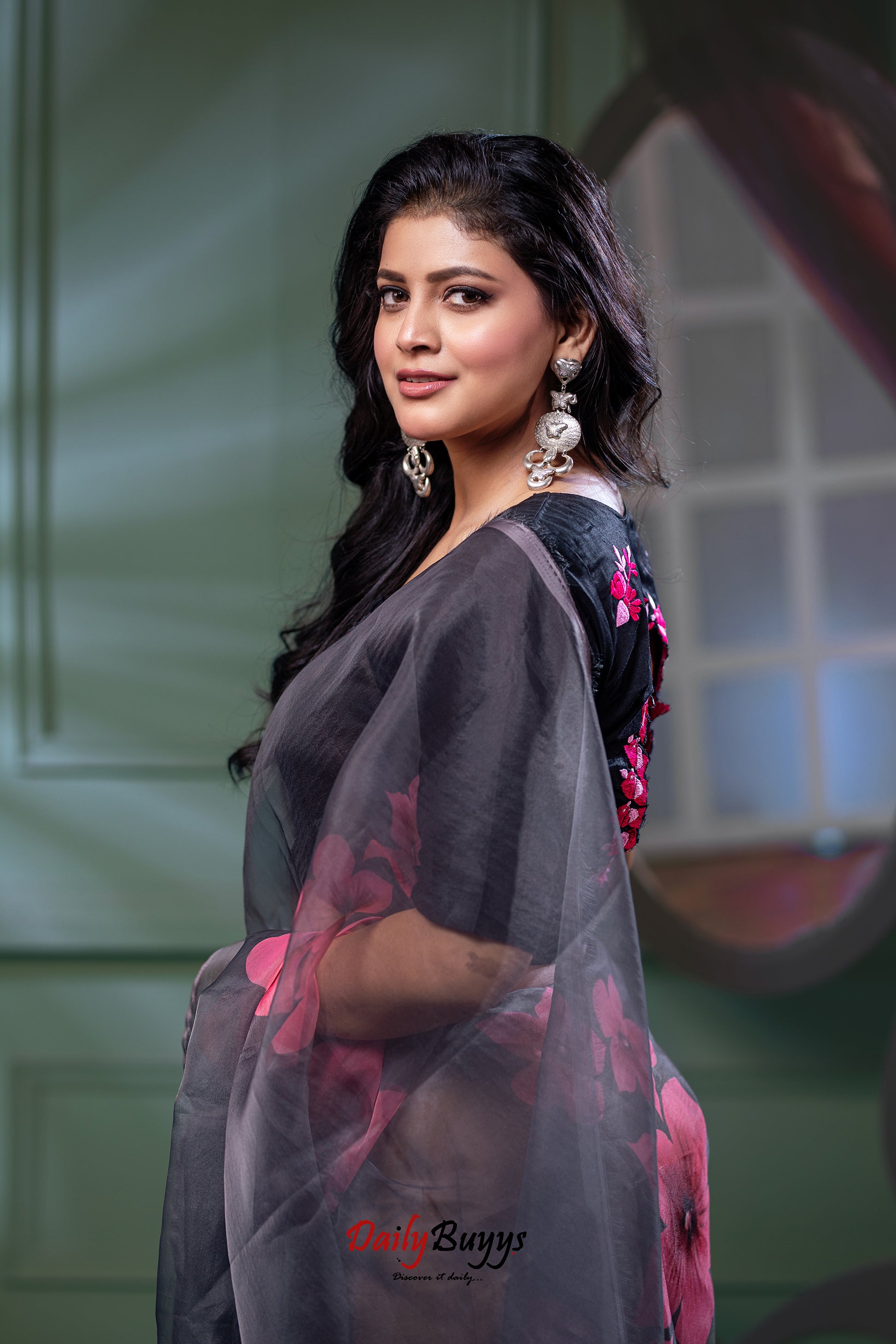 Digital Floral Print Organza Sarees - Dailybuyys