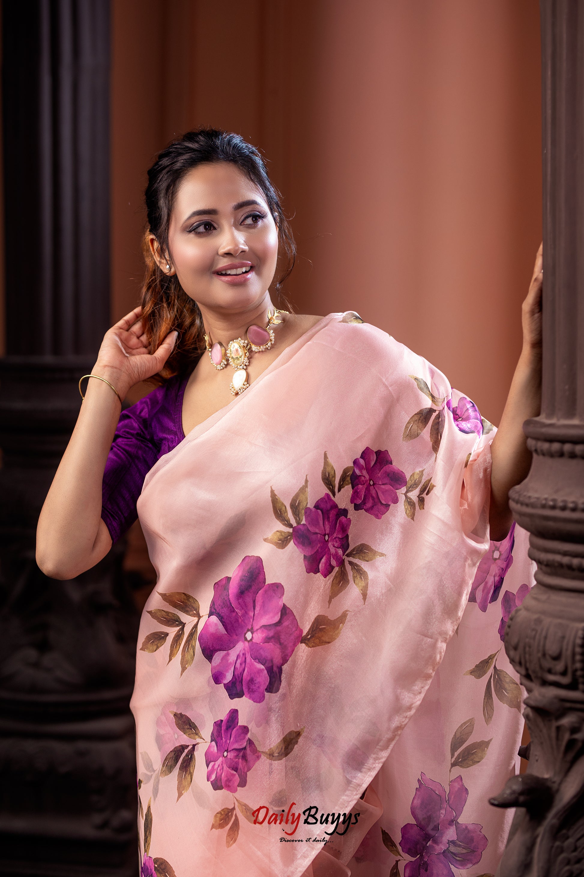 Digital Floral Print Organza Sarees - Dailybuyys