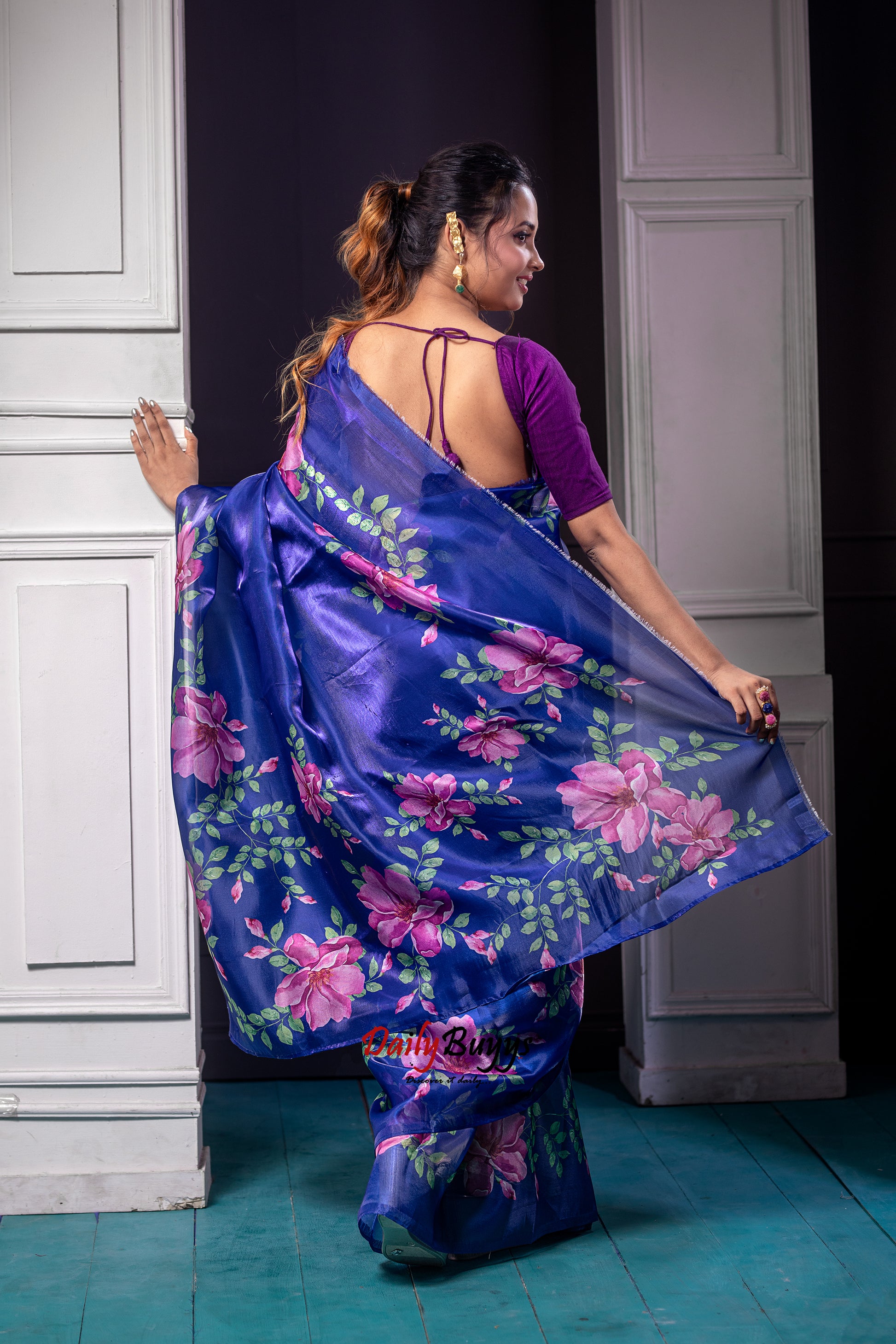 Blue Digital Floral Print Organza Sarees - Dailybuyys