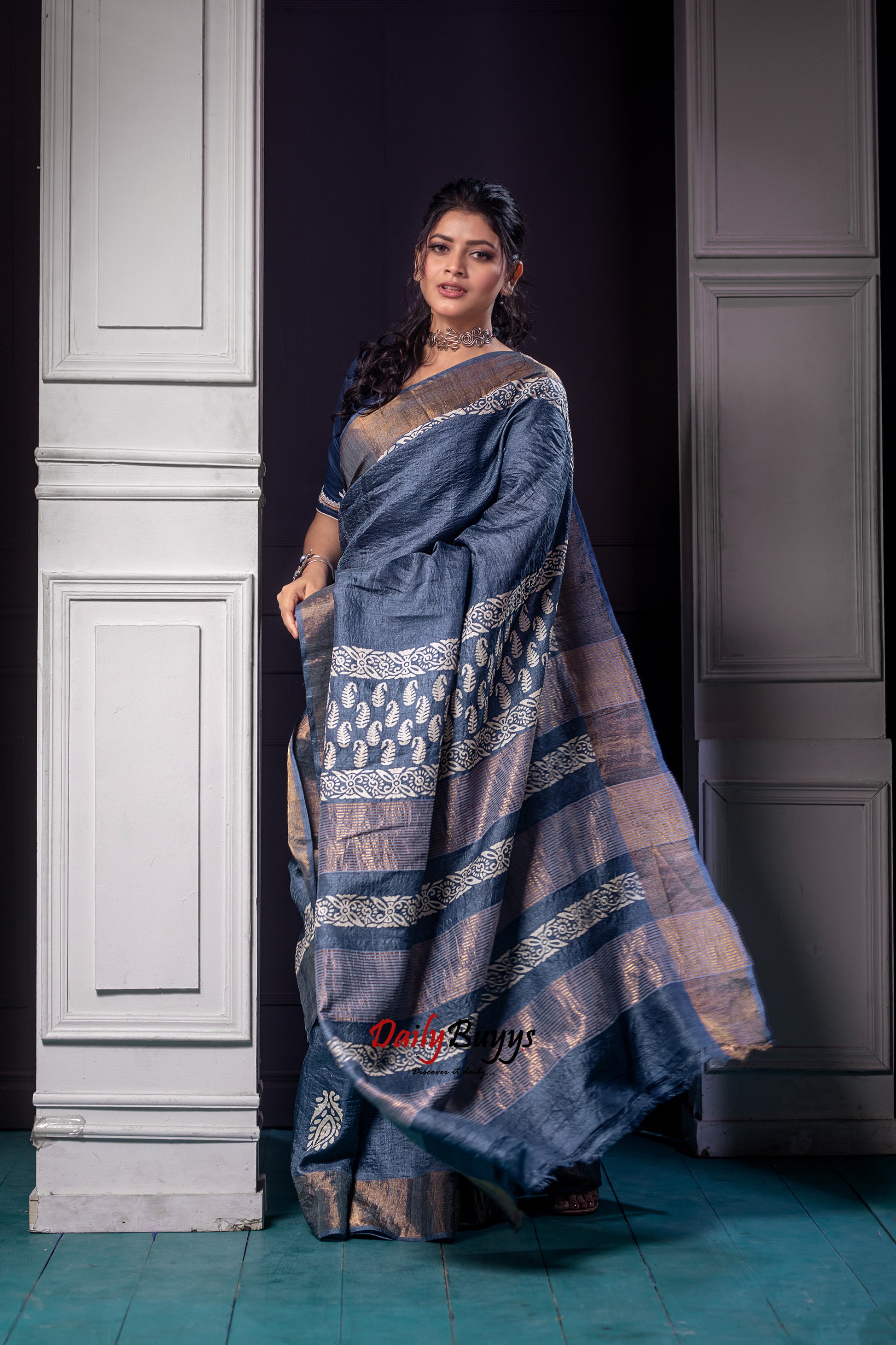 Grey Block Printed Pure Silk Mark Certified Tussar Silk Sarees - Dailybuyys