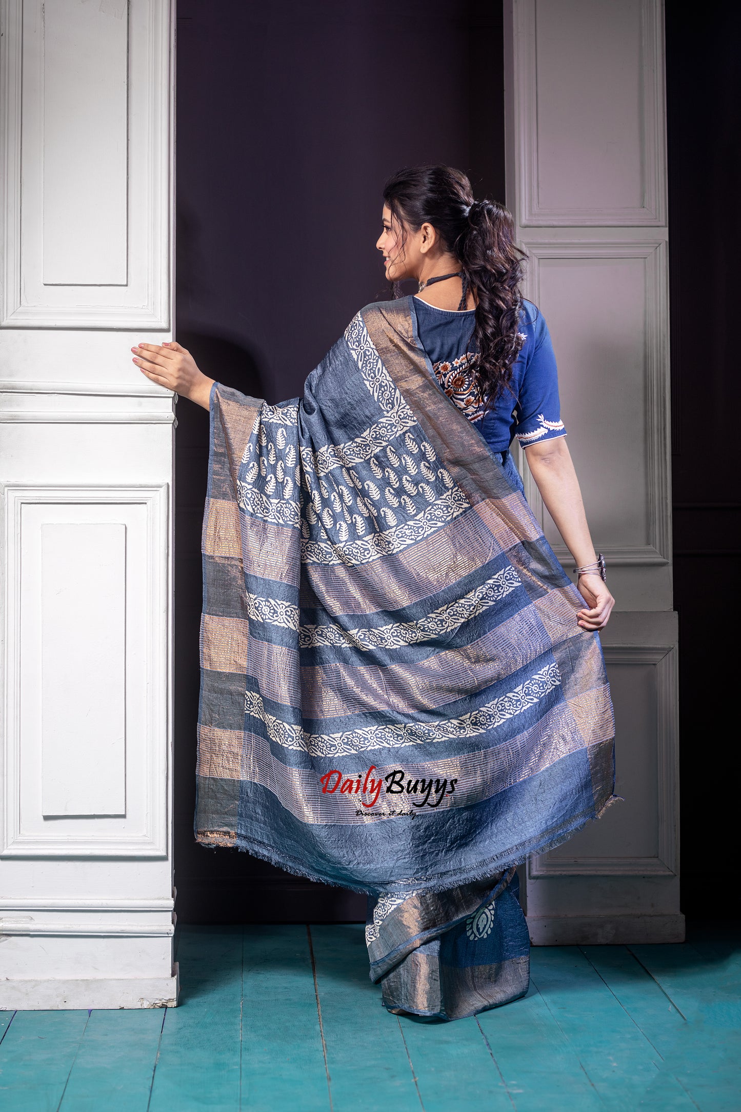 Grey Block Printed Pure Silk Mark Certified Tussar Silk Sarees - Dailybuyys
