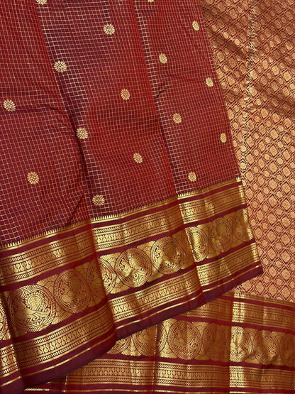Pure Kanchipuram Handloom Silk Sarees 1 gram Zari vaira oosi checks With Silk Mark Certified 19500/-