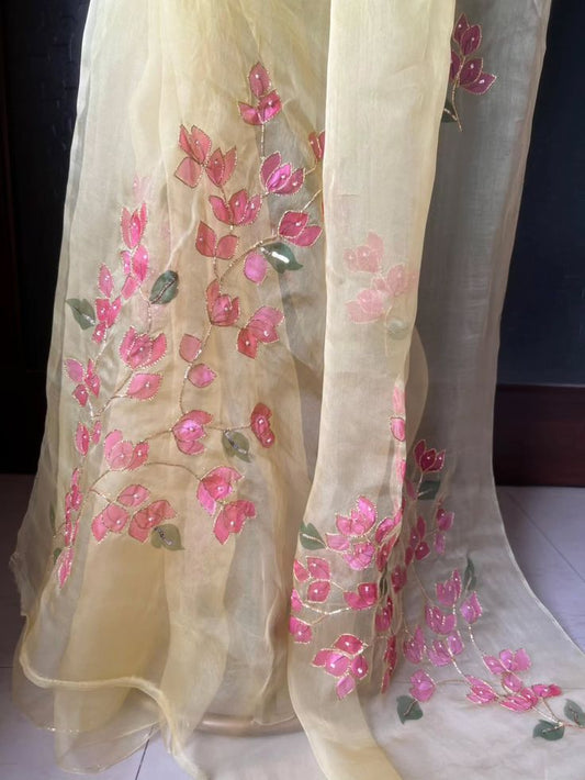 Buy Sarees, Salwar & Kurtis Online -Dailybuyys