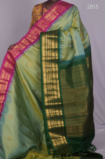 Handloom Gadwal pure silk sarees with kuttu borders contrast pallu and blouse........💛💛💛 Silk mark certified products Price : 23499+ ship each 👇