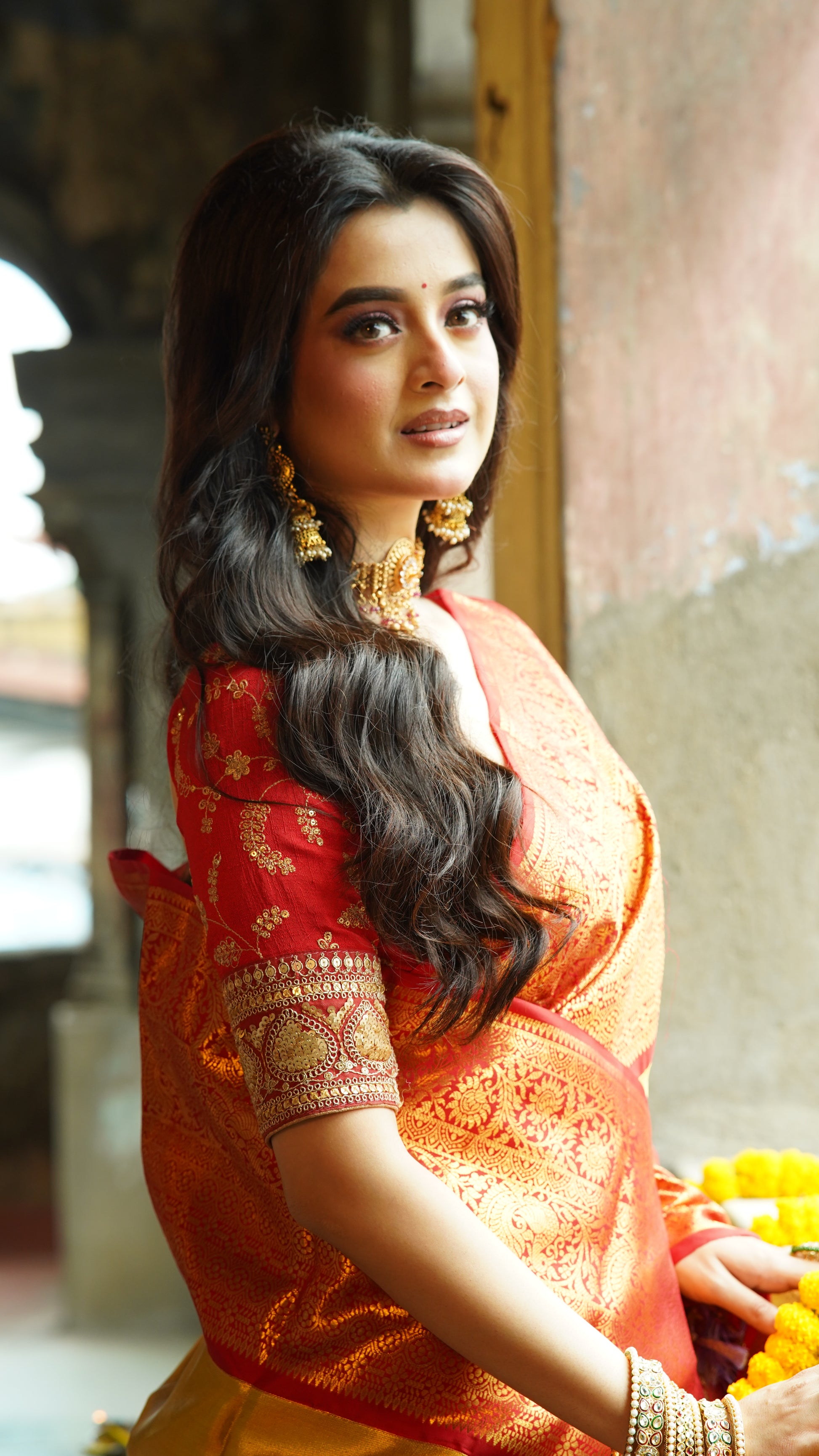 Yellow Red Tissue Kanjivaram Banarasi Silk Sarees - Dailybuyys