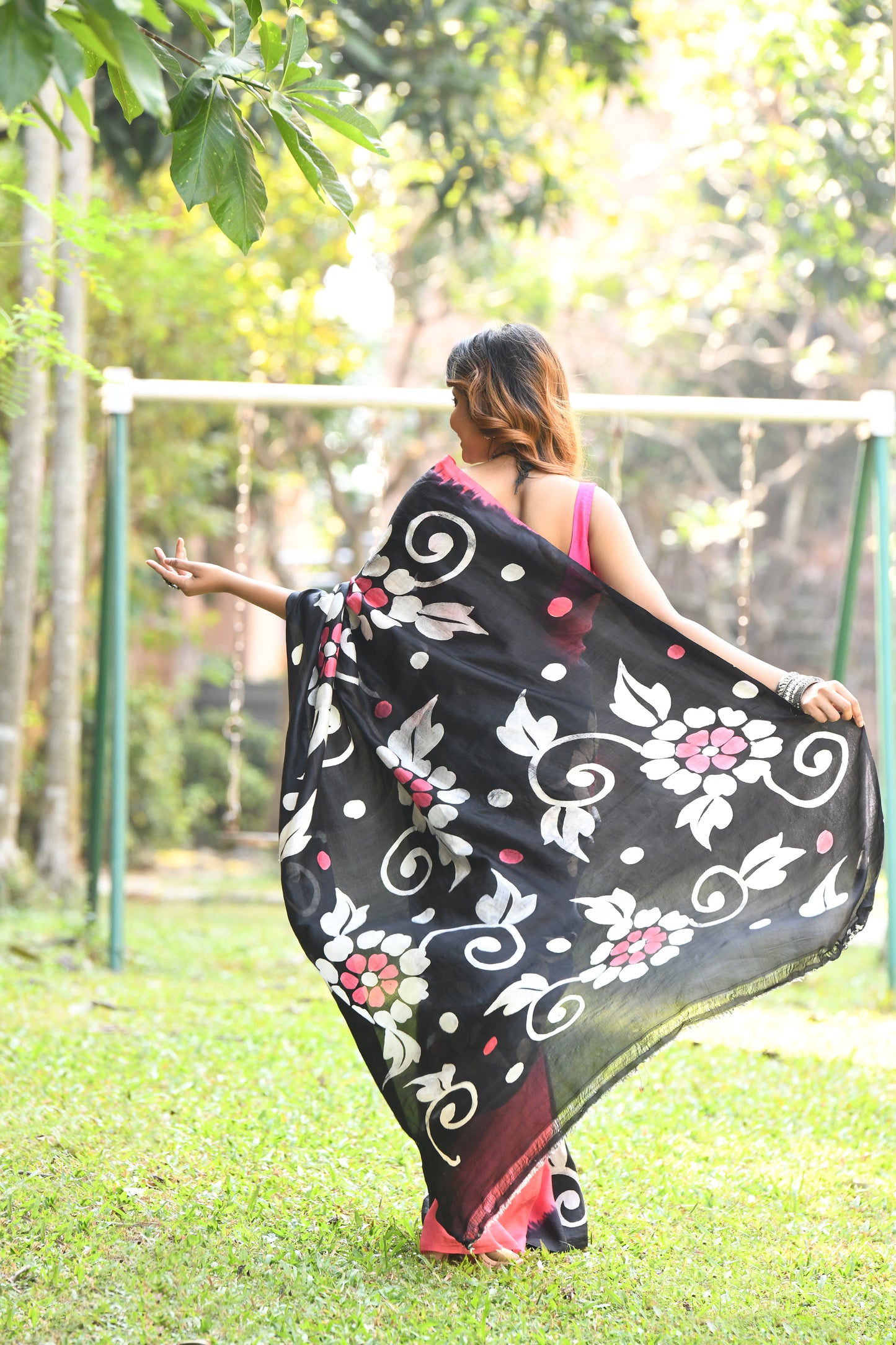 Floral Hand Printed Pure Silk Mark Certified Bishnupuri Silk Sarees