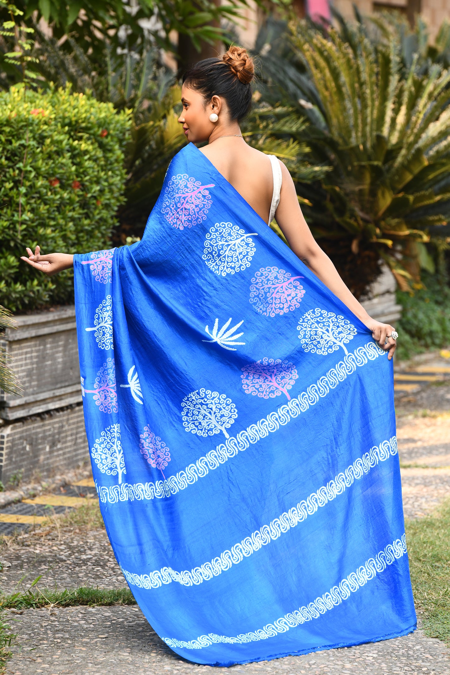 Blue And White Hand Painted Pure Silk Mark Certified Bishnupuri Silk Sarees