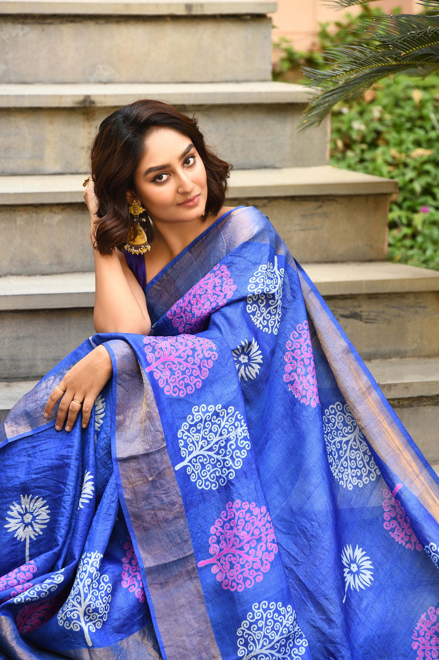 Blue Floral Zari Border Pure Tussar Sarees