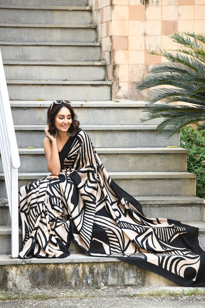 Designer Black And White Hand Painted Pure Silk Mark Certified Bishnupuri Silk Sarees