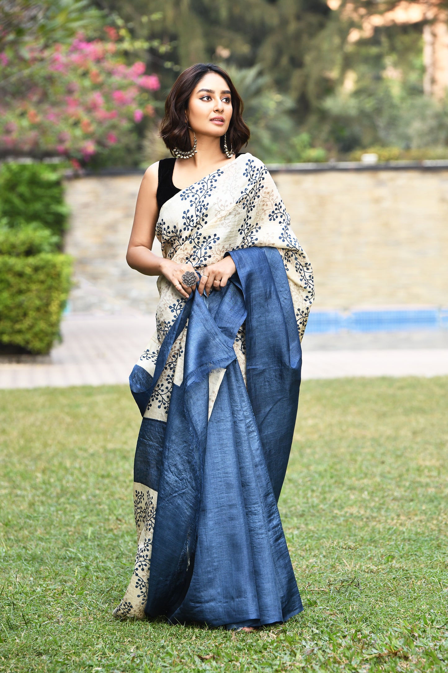 Navy Blue Block Printed Pure Silk Mark Certified Bishnupuri Silk Sarees