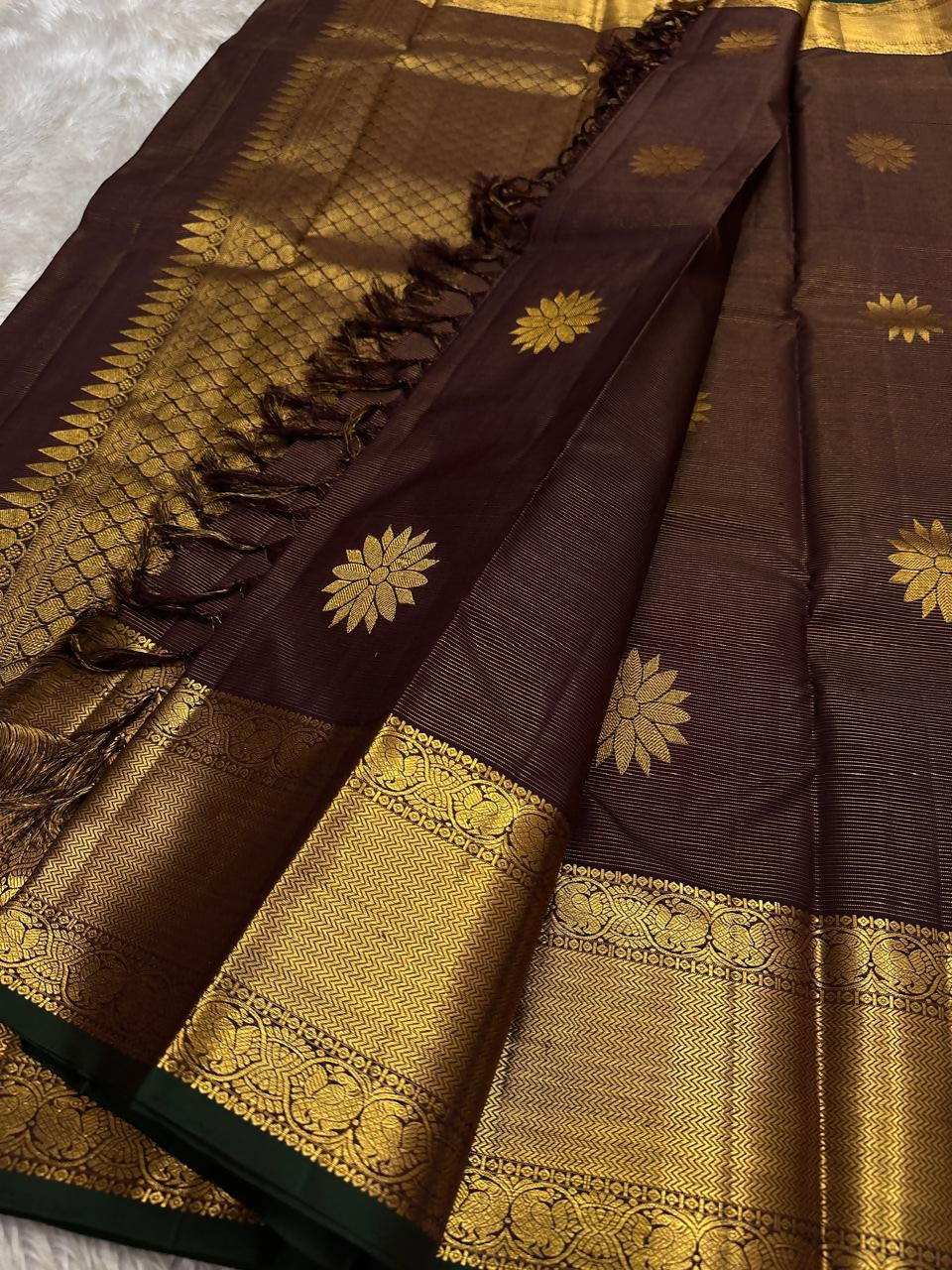 Handloom Kanchipuram Pattu sarees