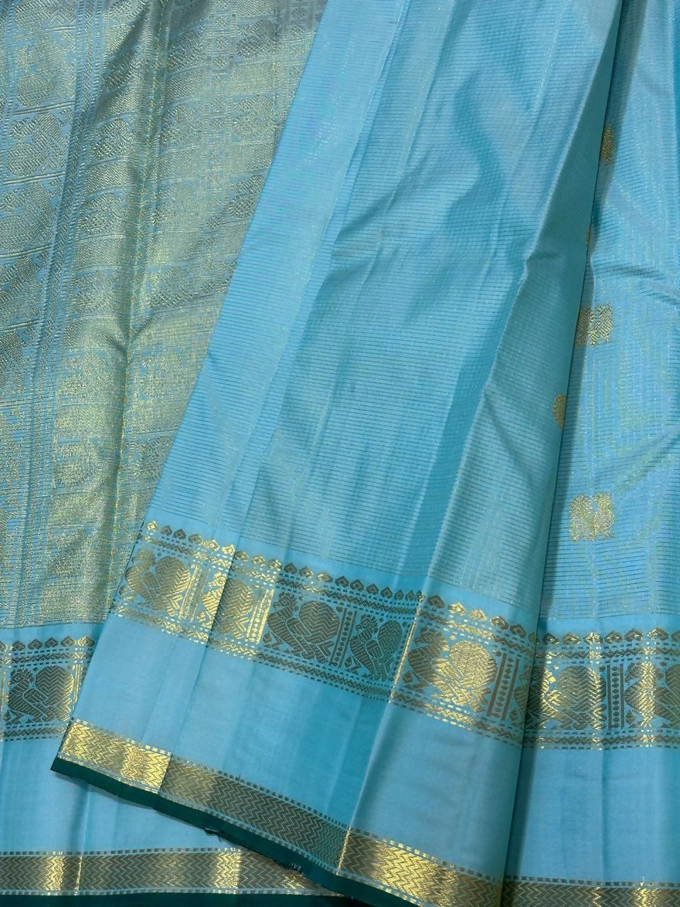 Handloom Kanchipuram Pattu sarees