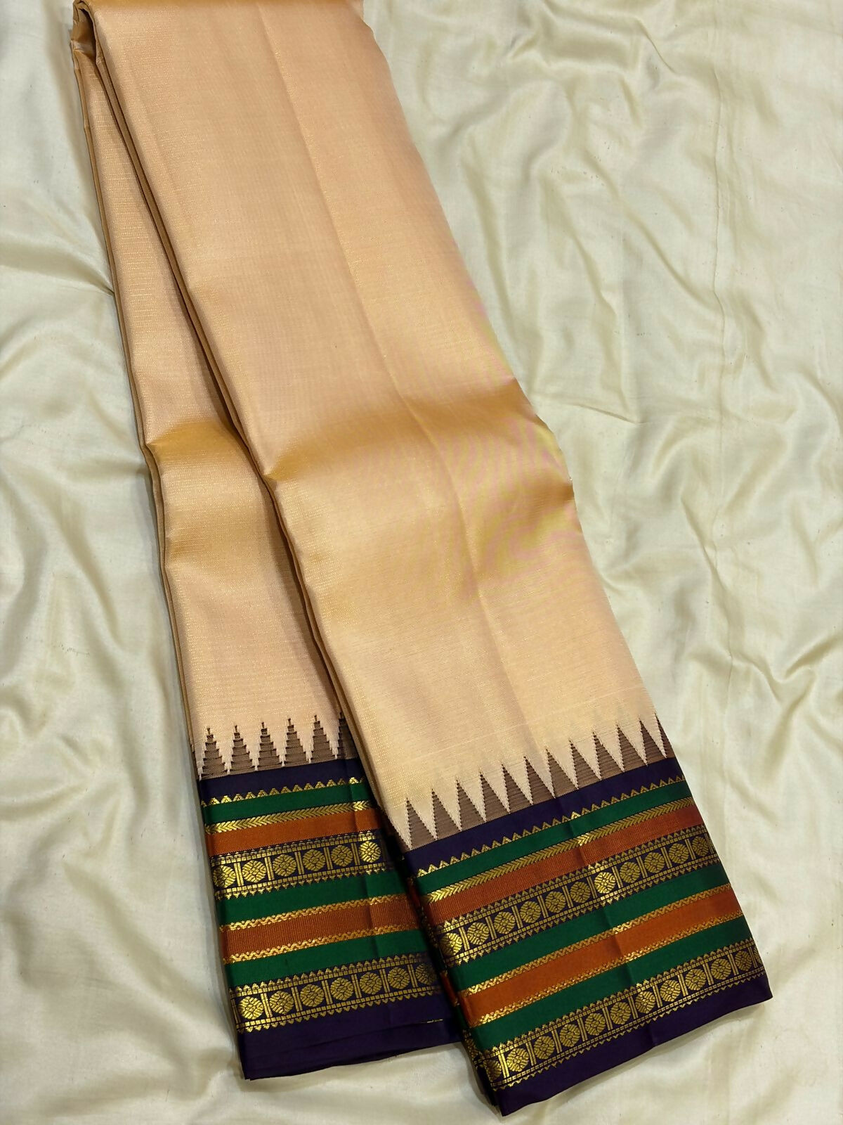 Pure Kanchipuram Handloom Bridal Silk Sarees 2 gram Zari vaira oosi With Silk Mark Certified 27500/-