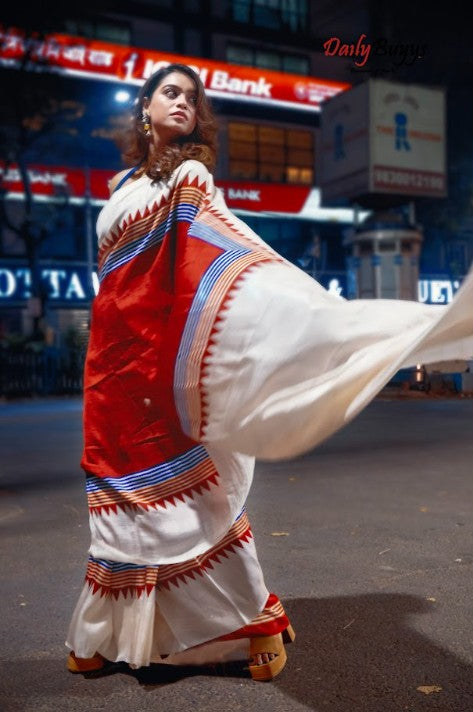 Cream geometric Block Printed Silk Mark Certified Bishnupuri Silk Sarees