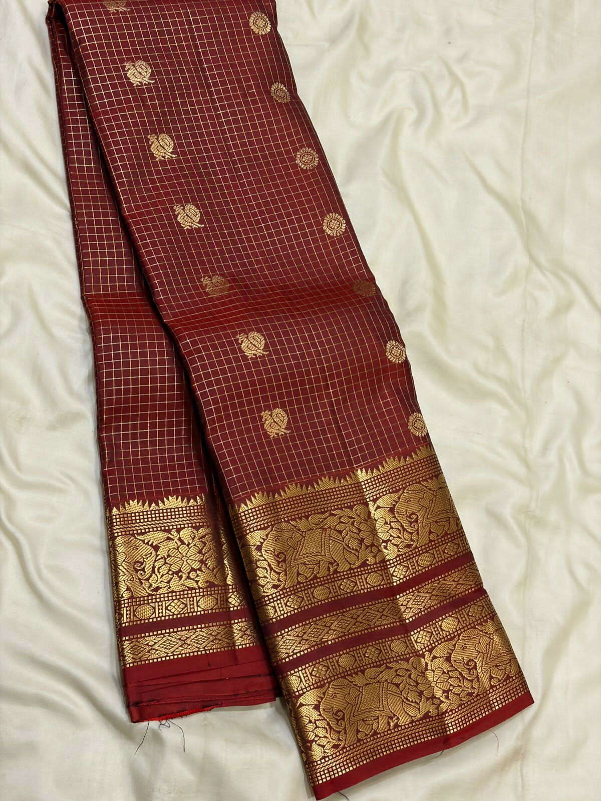 Pure Kanchipuram Handloom Silk Sarees 1 gram Zari vaira oosi checks With Silk Mark Certified 19500/-