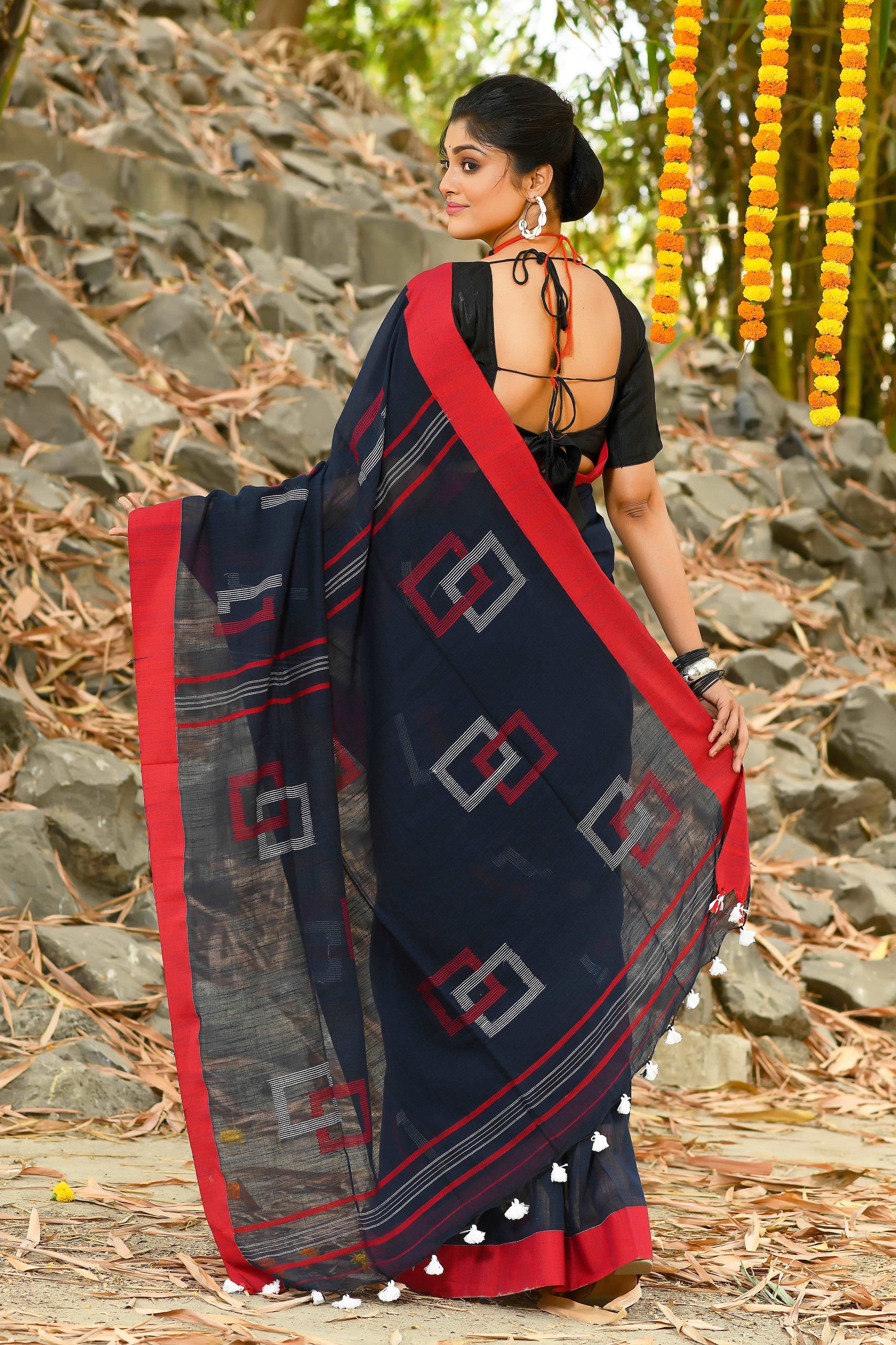 Beautiful Black Handloom Cotton Sarees