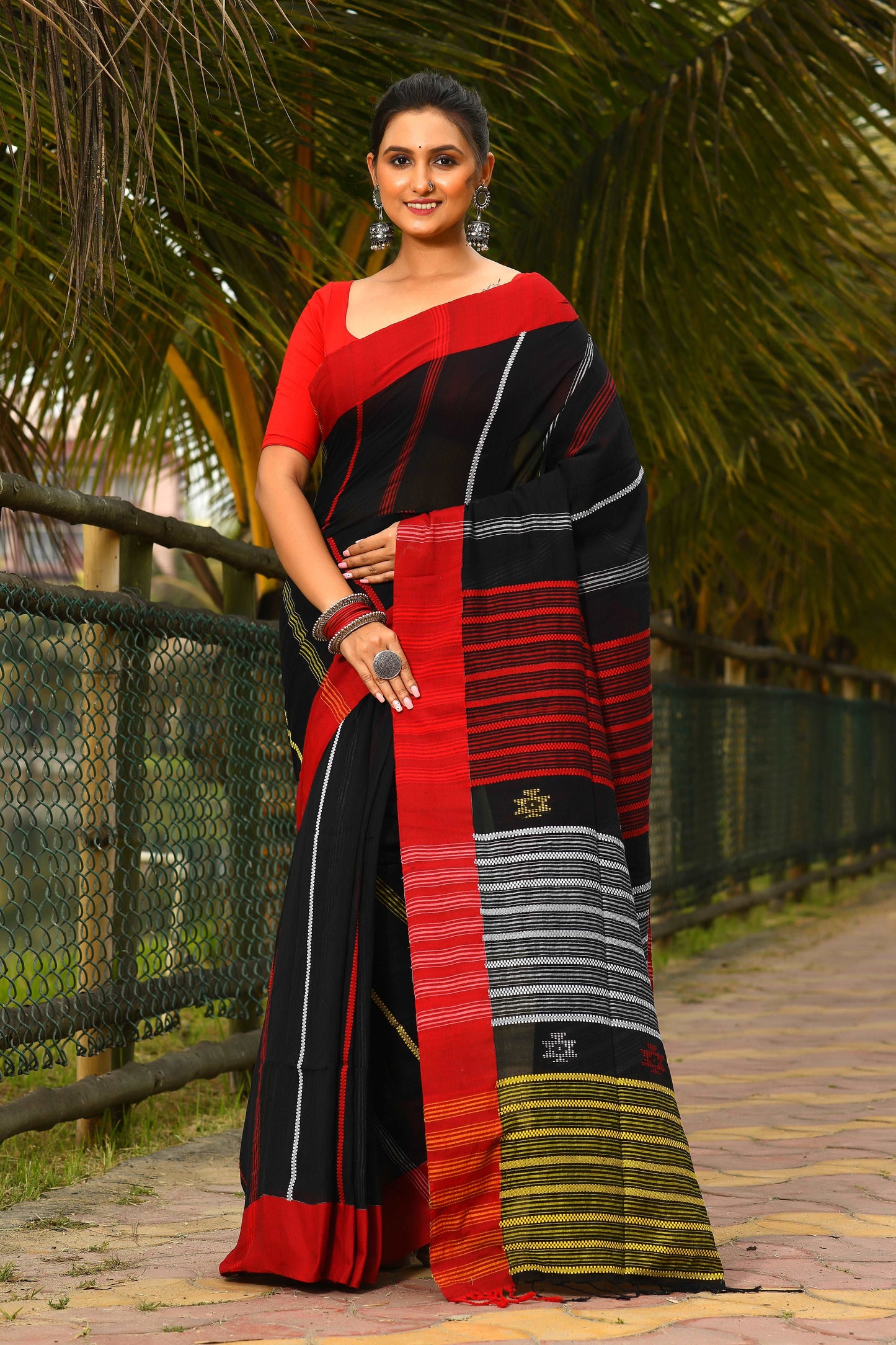 Beautiful Black Handloom Cotton Sarees