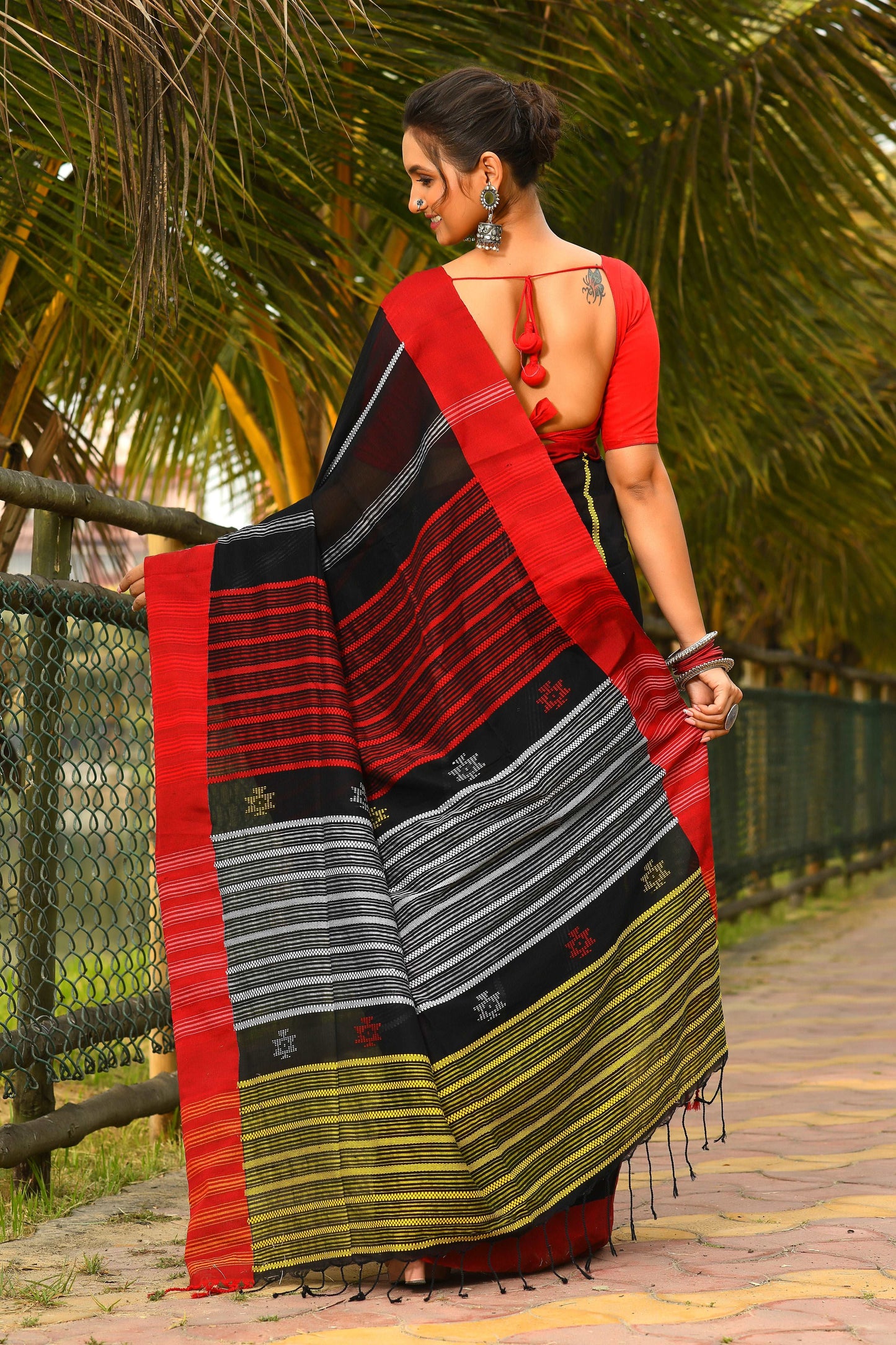 Beautiful Black Handloom Cotton Sarees