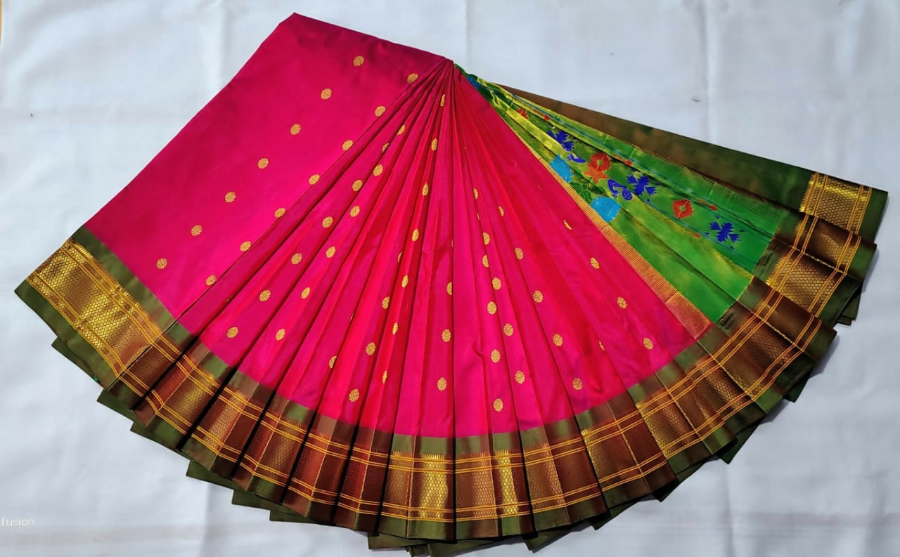 *Kalanjali pure silk paithani* 100% pure silk Handloom saree Allover butties Contrast blouse *Price : 23500/- + shipping*