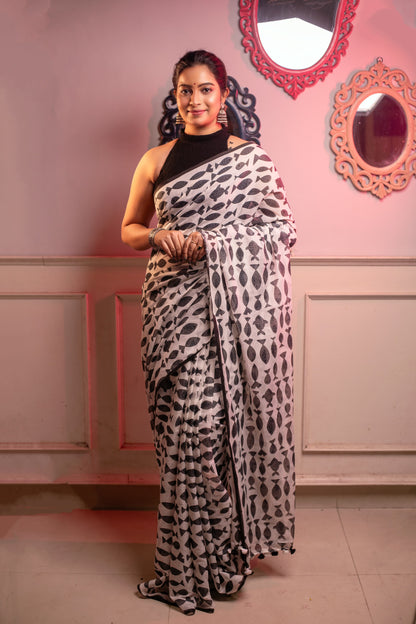 Pure Mul Cotton Black Fish Printed Saree