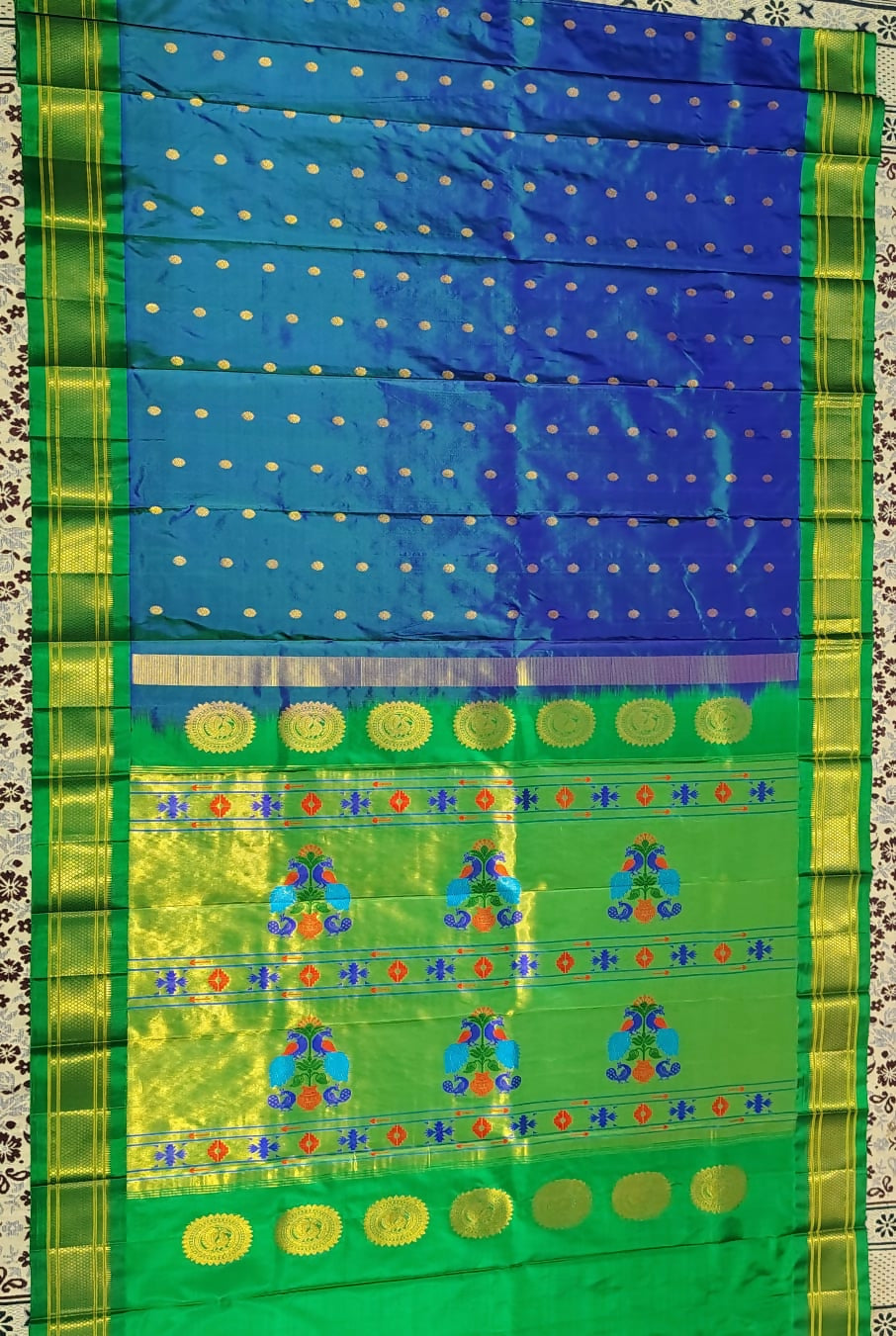 *Kalanjali pure silk paithani* 100% pure silk Handloom saree Allover butties Contrast blouse *Price : 23500/- + shipping*