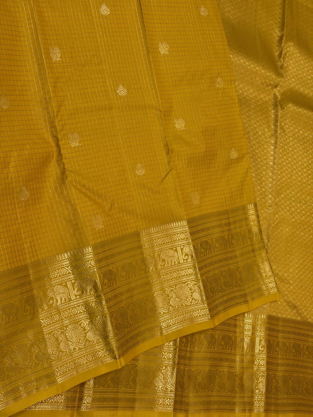 Pure Kanchipuram Handloom Silk Sarees 1 gram Zari vaira oosi checks With Silk Mark Certified 19500/-