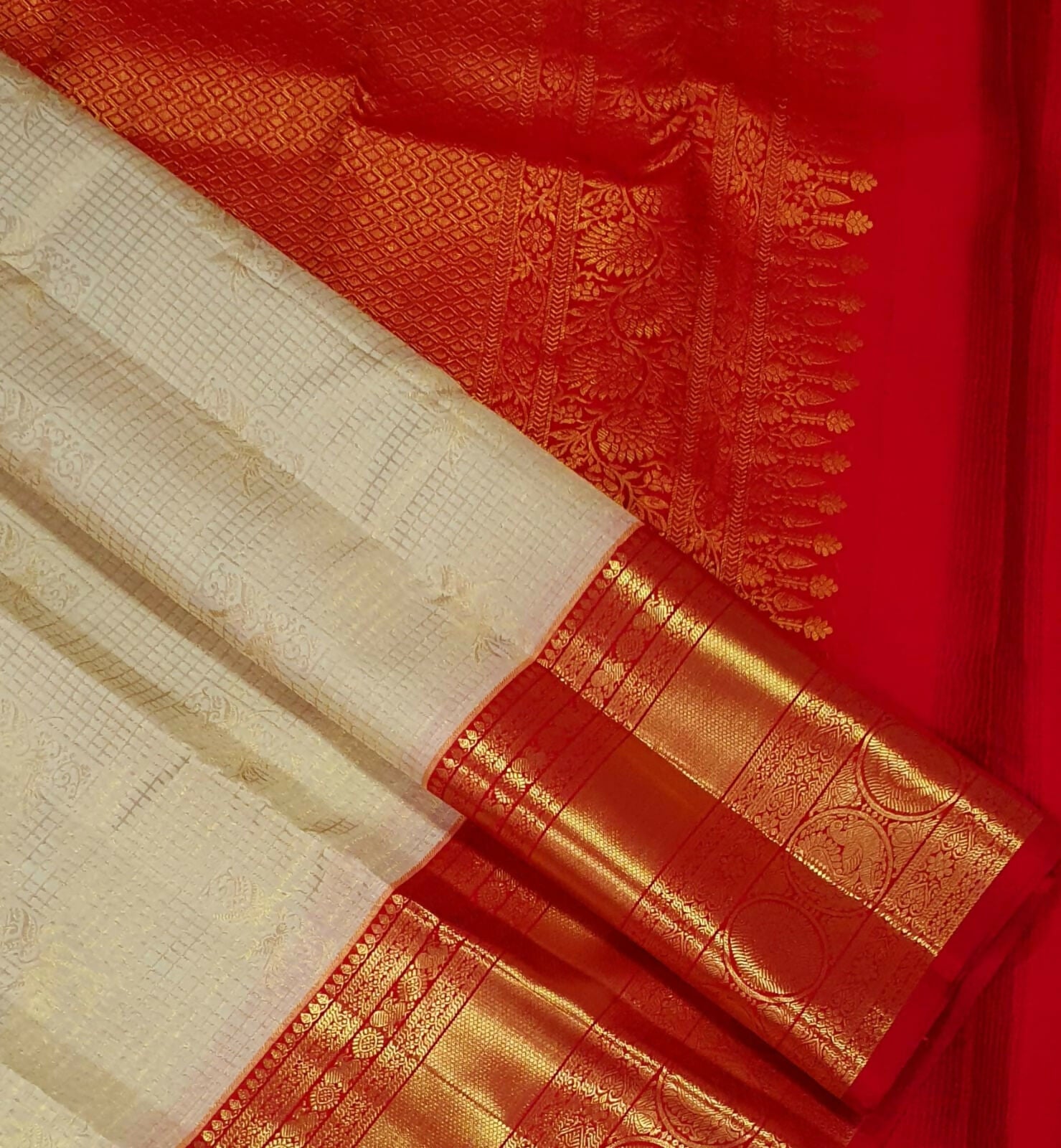 Pure Kanchipuram Handloom Silk Sarees, Korvai vaira oosi