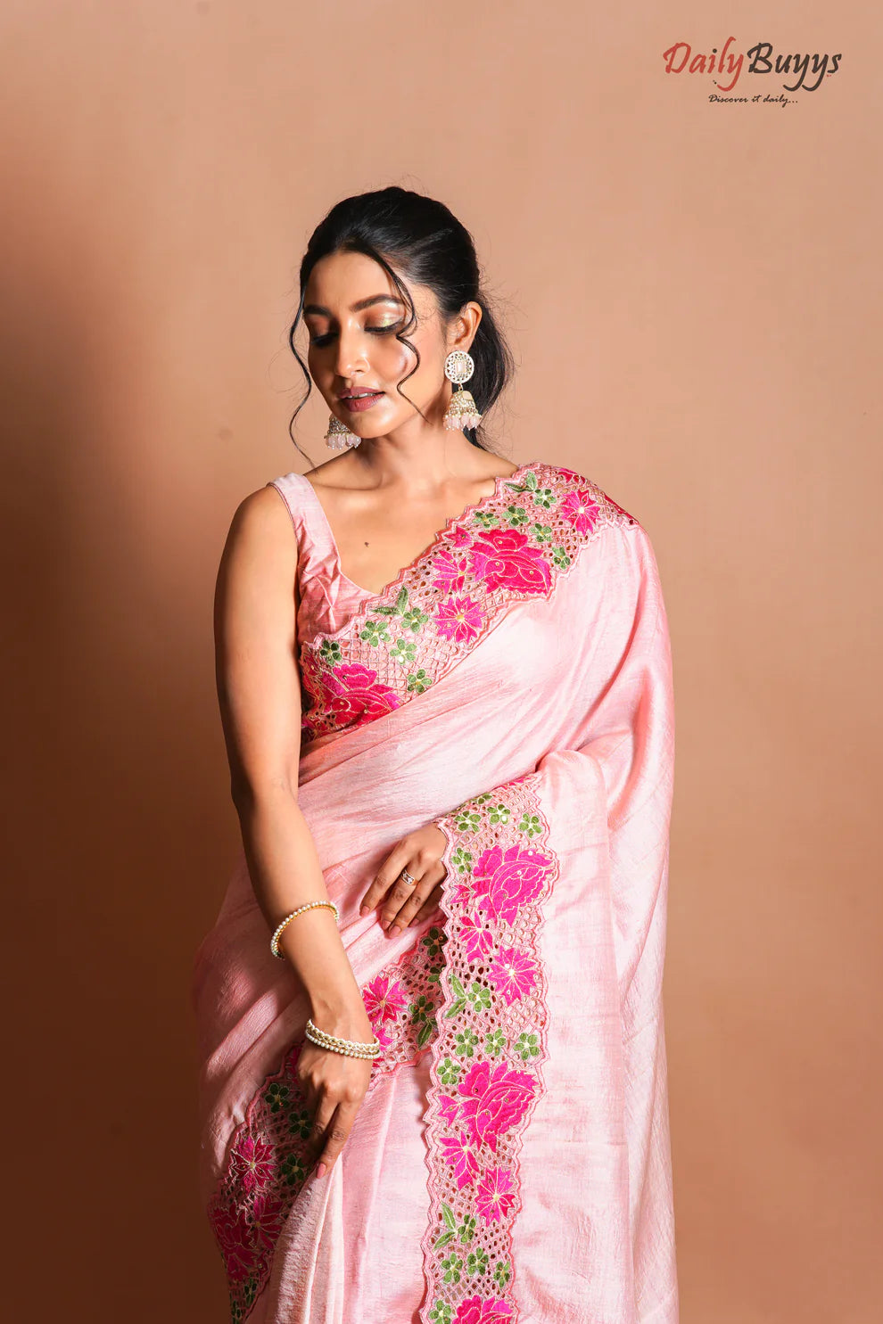 Buy Sarees, Salwar & Kurtis Online -Dailybuyys