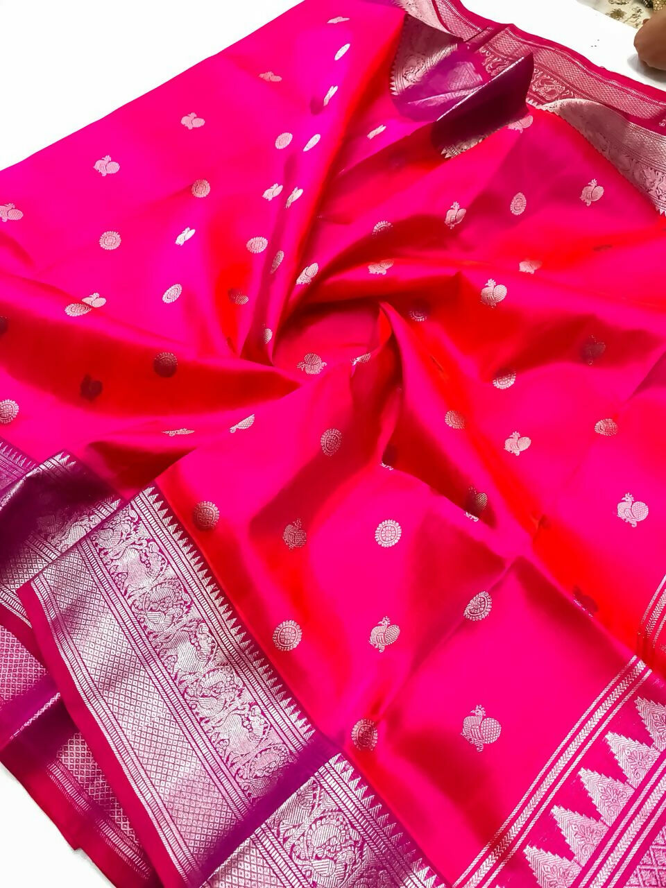 Handloom venkatagiri pattu sarees