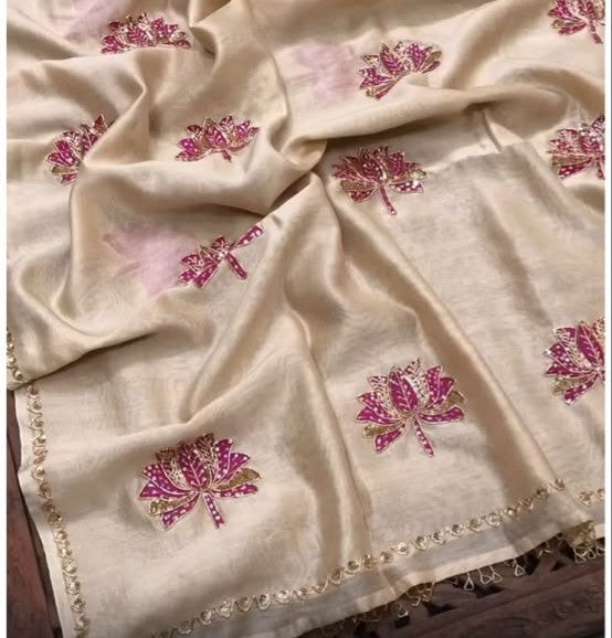 Pure Silk lotus motif Hand Painted & Hand Embroidered Saree Set