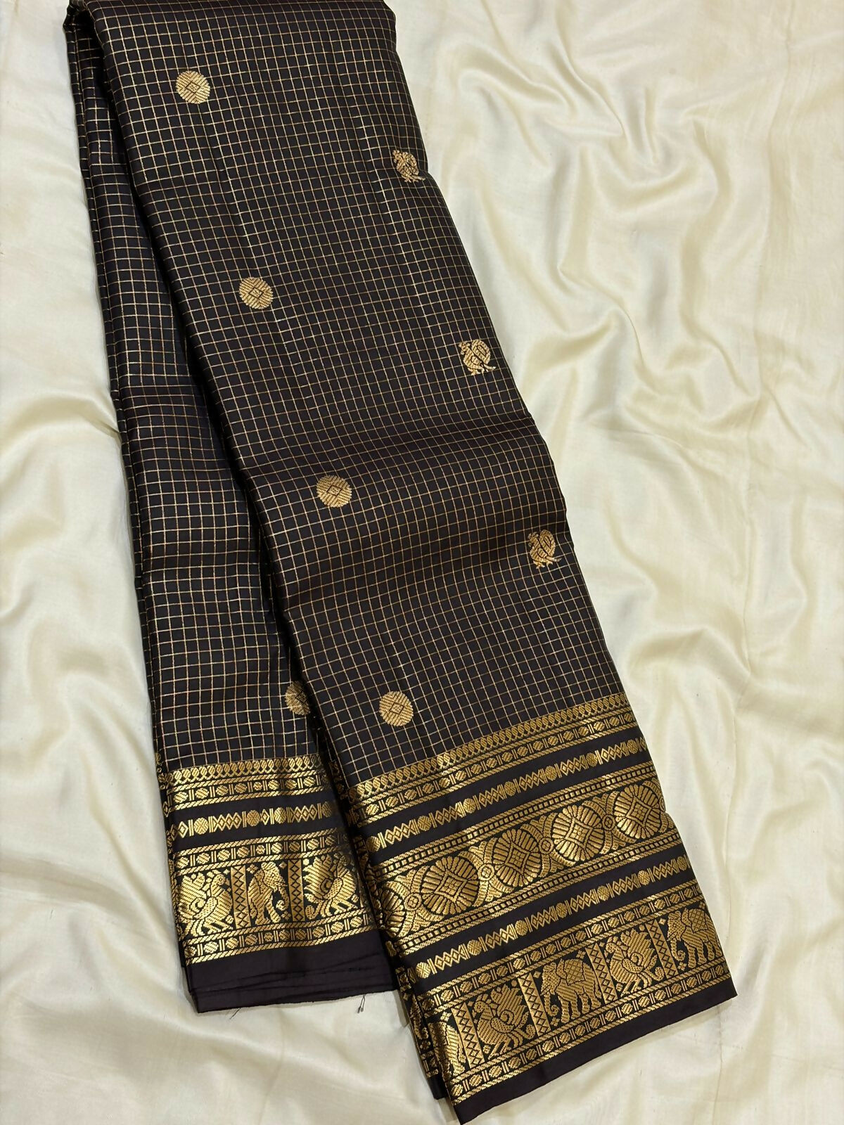 Pure Kanchipuram Handloom Silk Sarees 1 gram Zari vaira oosi checks With Silk Mark Certified 19500/-