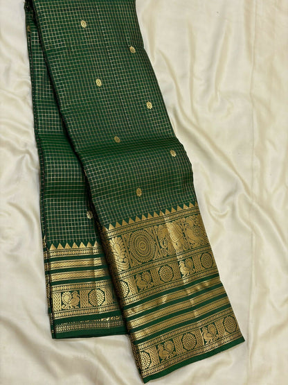 Pure Kanchipuram Handloom Silk Sarees 1 gram Zari vaira oosi checks With Silk Mark Certified 19500/-