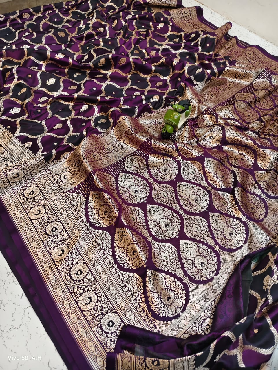 Purple Exclusive Banarasi Silk Sarees - Dailybuyys
