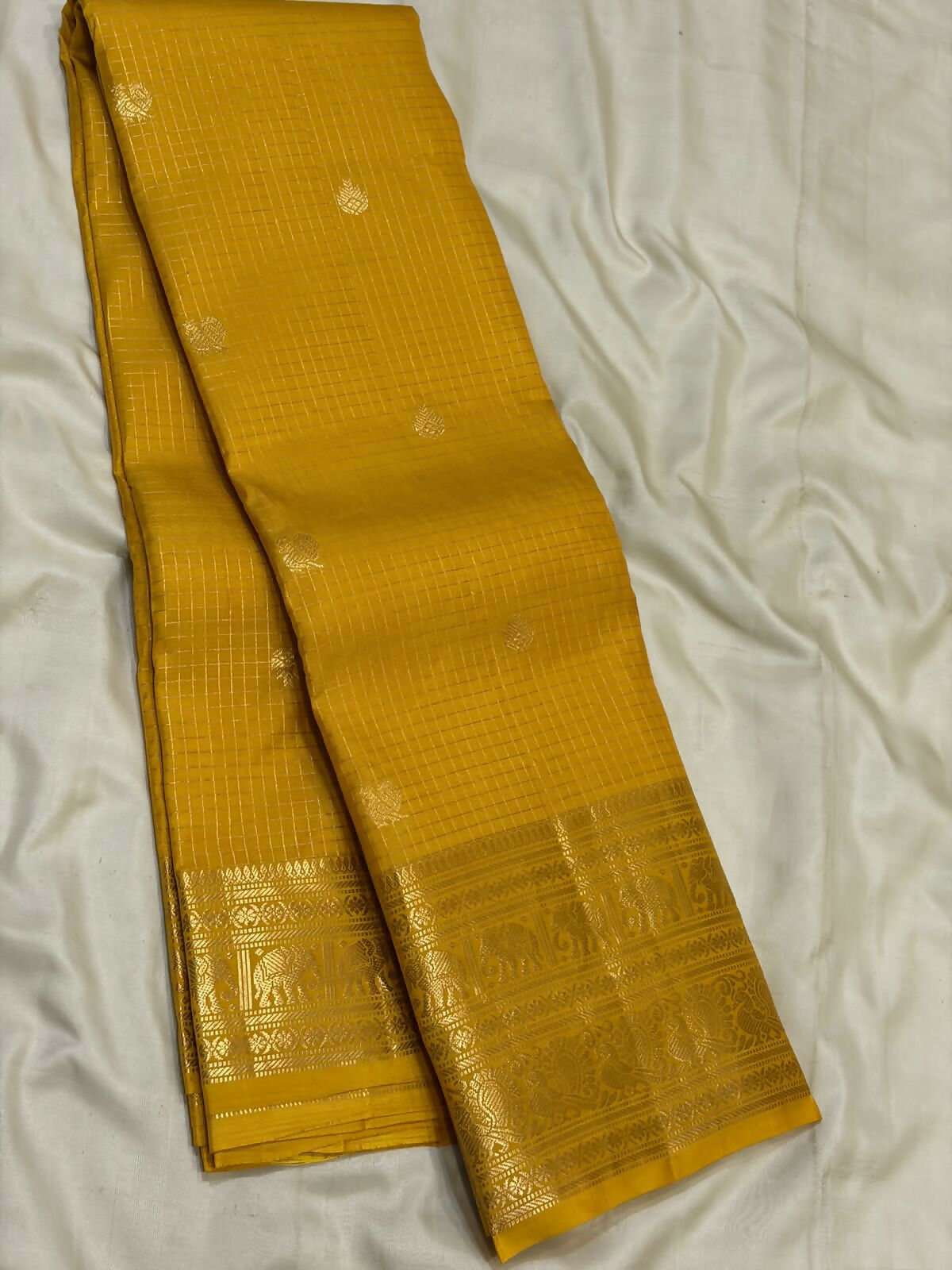 Pure Kanchipuram Handloom Silk Sarees 1 gram Zari vaira oosi checks With Silk Mark Certified 19500/-