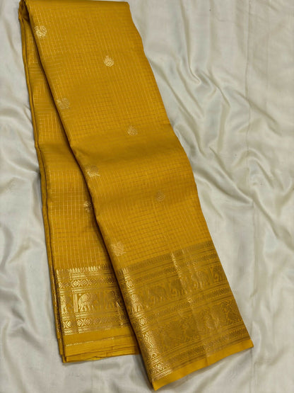 Pure Kanchipuram Handloom Silk Sarees 1 gram Zari vaira oosi checks With Silk Mark Certified 19500/-