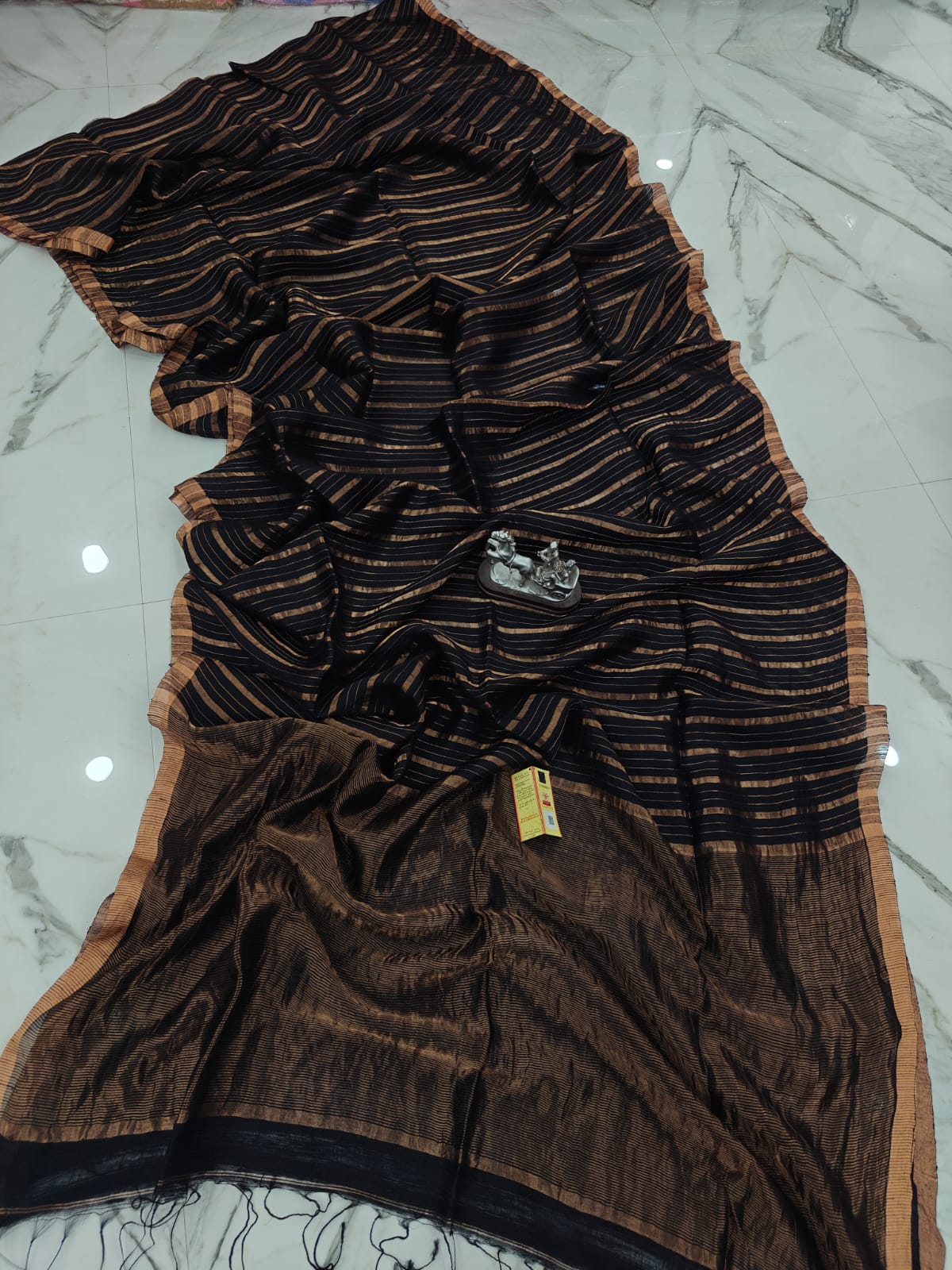 PURE MATKA MUSLIN SAREES Image