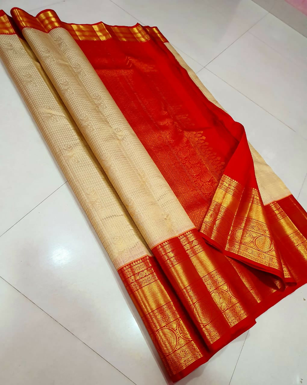 Pure Kanchipuram Handloom Silk Sarees, Korvai vaira oosi