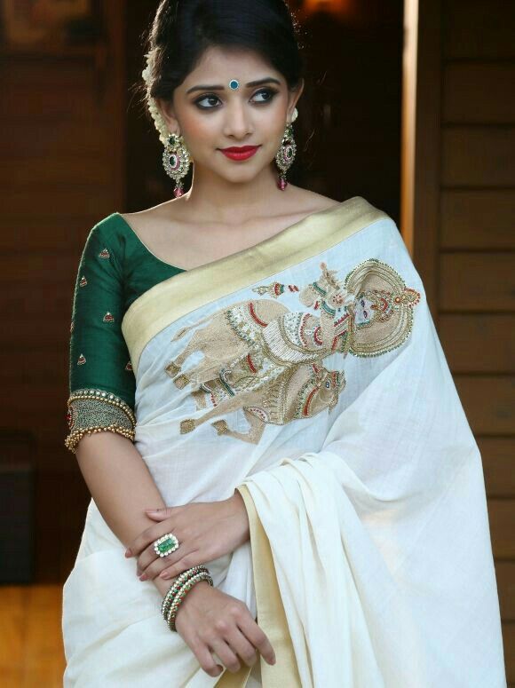 krystledsouza #saree #bridesmaidstyle #bridesmaids #bridesmaidsquad  #bridesmaidsgoals #bridesmaid… | White saree, White saree wedding, Indian  saree blouses designs