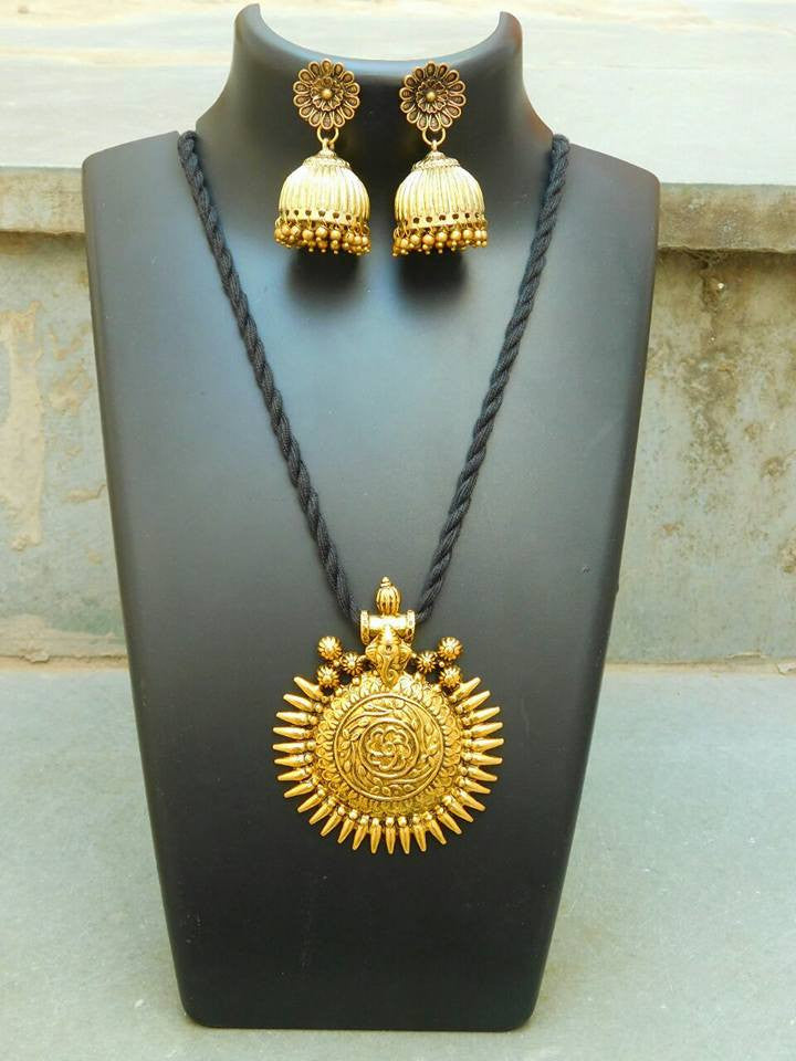 Gold finish necklace 1 Jewellery Sets Get Extra 10% Discount on All Prepaid Transaction