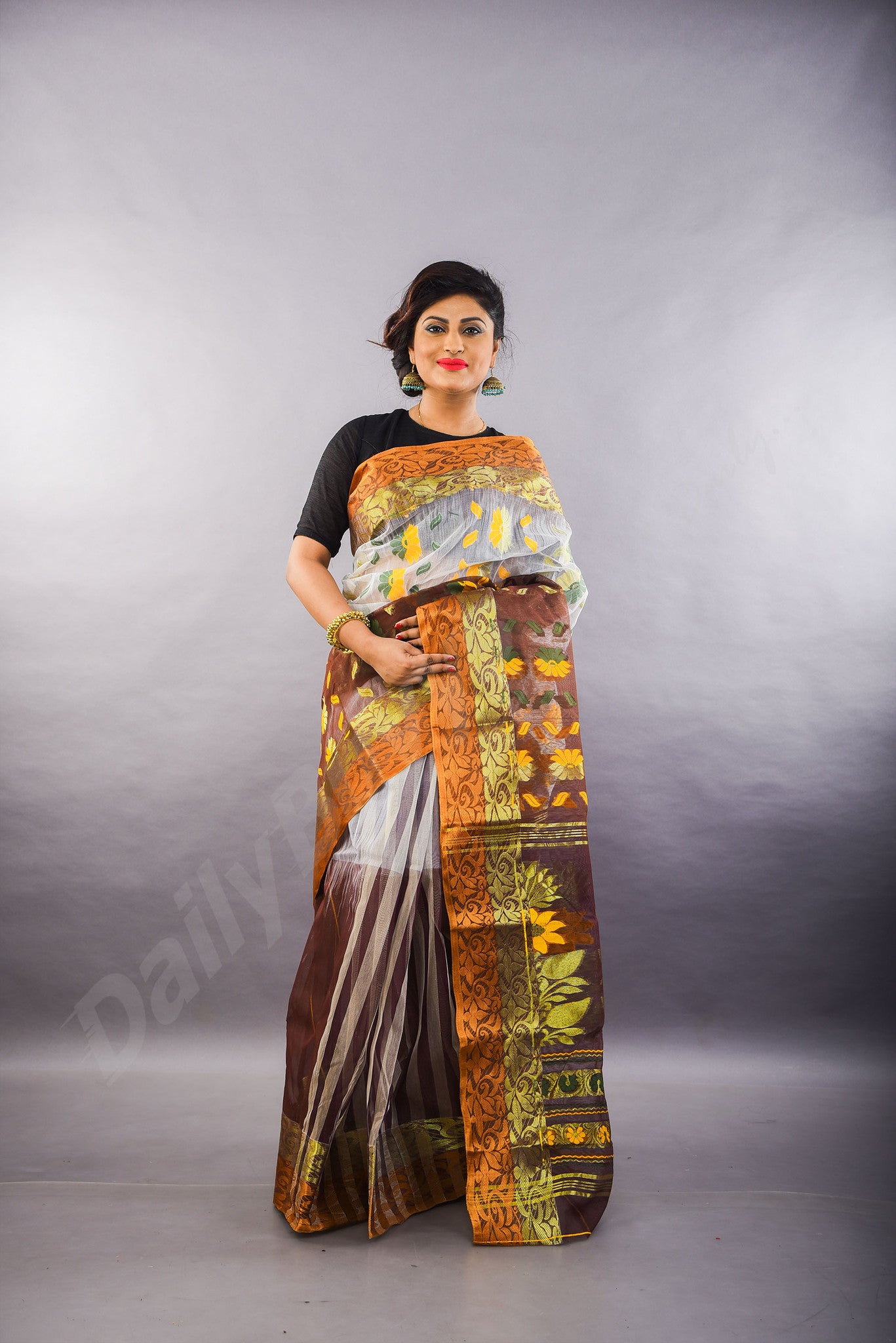 Brown Golden Dhakai Jamdani Sarees